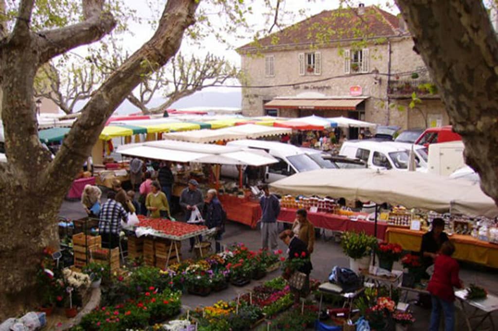 Fayence Market Place