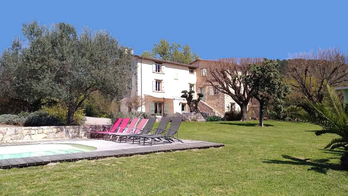 Chambres d'hôtes avec Piscine à Tourrettes dans le Var : L'Escale Provençale en 2021