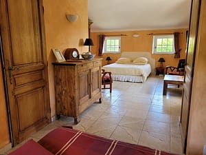 Chambre Soleil à l'Escale Provençale